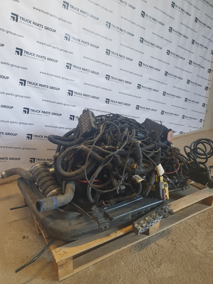 IVECO IVECO STRALIS EURO6 complete wiring harness, engine wiring, cab wiring, wiring set, frame wiring, cables 5801679758, 5801801250, 5801692062, 5801725016, 5801418770, 5801270108, 41246407, 41242608, 412 - Cables/ Alambres para Camión: foto 3 IVECO IVECO STRALIS EURO6 complete wiring harness, engine wiring, cab wiring, wiring set, frame wiring, cables 5801679758, 5801801250, 5801692062, 5801725016, 5801418770, 5801270108, 41246407, 41242608, 412 - Cables/ Alambres para Camión: foto 3