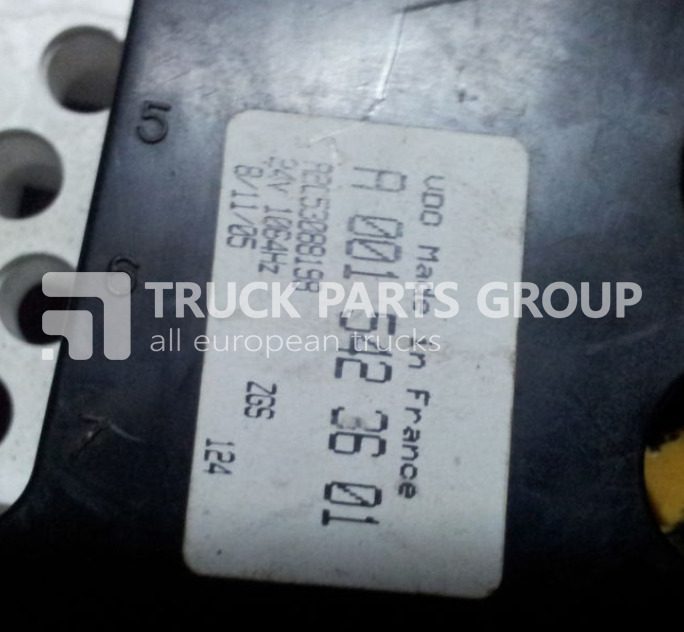 MERCEDES-BENZ Vario instrument panel, instrument cluster, dashboard, 001542360 dashboard - Salpicadero para Furgoneta: foto 2 MERCEDES-BENZ Vario instrument panel, instrument cluster, dashboard, 001542360 dashboard - Salpicadero para Furgoneta: foto 2