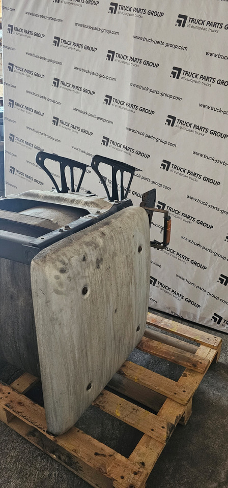 DAF DAF 106XF, CF EURO6 emission catalyst, catalysator, silencer, exhaust system, 1903901, 2232836, 2232836RN, 2398002, 2335669, 2327462, 1933421, 1947131, 1924181, 1994846, 2044453, 2134913, 1959692, 194 - Piezas de recambio: foto 3 DAF DAF 106XF, CF EURO6 emission catalyst, catalysator, silencer, exhaust system, 1903901, 2232836, 2232836RN, 2398002, 2335669, 2327462, 1933421, 1947131, 1924181, 1994846, 2044453, 2134913, 1959692, 194 - Piezas de recambio: foto 3