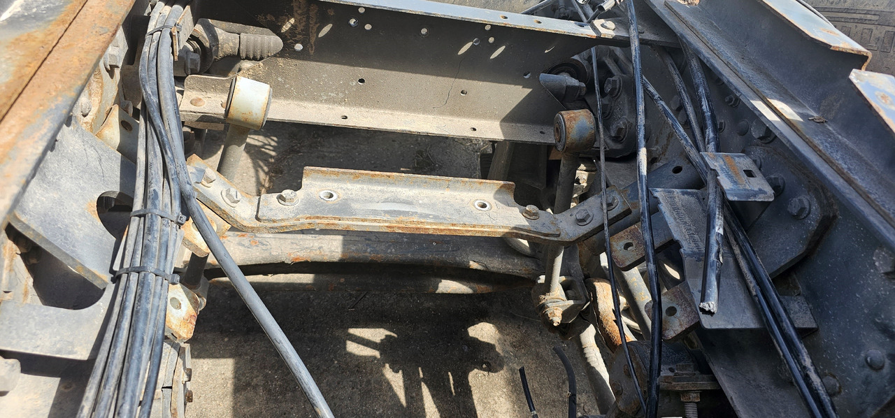 DAF DAF XF, 106XF EURO6 emission axles, front axle, middle trailing axle, rear axle, main axle gear 1798816, 1798817, 1934092, 2027358, 1886141, 1886142, 1871534 - Piezas de recambio: foto 3 DAF DAF XF, 106XF EURO6 emission axles, front axle, middle trailing axle, rear axle, main axle gear 1798816, 1798817, 1934092, 2027358, 1886141, 1886142, 1871534 - Piezas de recambio: foto 3