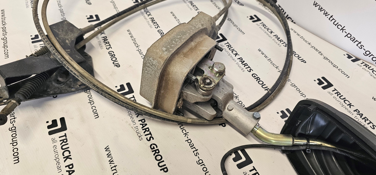 MAN MAN TGX / TGS EURO6 emission shift lever control, mechanic / manual gearbox knob control unit 81326200106, 81326056140, 81326700215, 81326200091, 81326056143 - Piezas de recambio: foto 2 MAN MAN TGX / TGS EURO6 emission shift lever control, mechanic / manual gearbox knob control unit 81326200106, 81326056140, 81326700215, 81326200091, 81326056143 - Piezas de recambio: foto 2