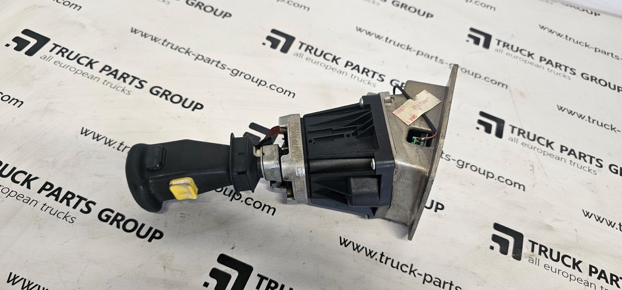 RENAULT RENAULT MAGNUM GEAR shift lever, electronic gearbox control, gear lever 5010143626, 9331500090 - Piezas de recambio: foto 2 RENAULT RENAULT MAGNUM GEAR shift lever, electronic gearbox control, gear lever 5010143626, 9331500090 - Piezas de recambio: foto 2