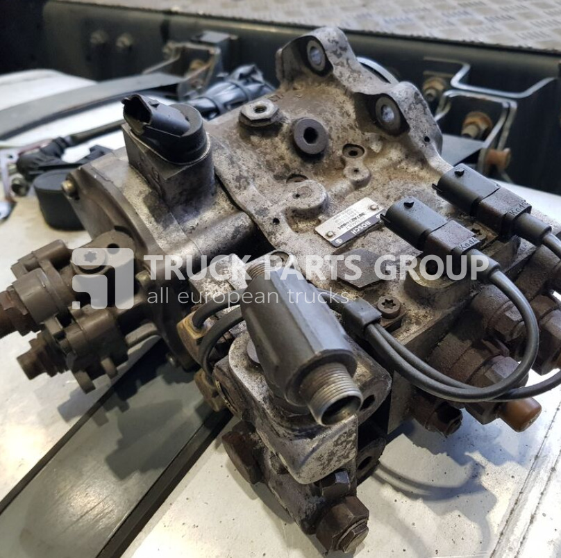 RENAULT Premium DCI, MIdlum DCI high pressure fuel pump, by BOSCH 044502 control unit - Bomba de combustible para Camión: foto 1 RENAULT Premium DCI, MIdlum DCI high pressure fuel pump, by BOSCH 044502 control unit - Bomba de combustible para Camión: foto 1