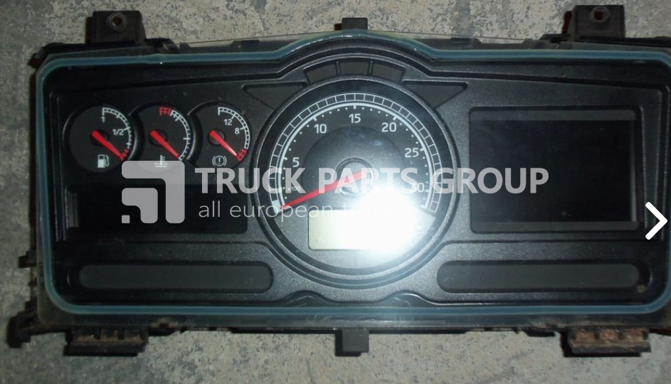 RENAULT Premium, Magnum DXI instrument panel, instrument cluster, dashbo dashboard - Salpicadero para Camión: foto 1 RENAULT Premium, Magnum DXI instrument panel, instrument cluster, dashbo dashboard - Salpicadero para Camión: foto 1