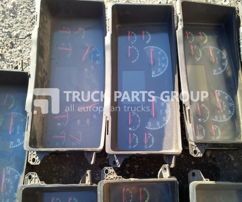 VOLVO FH13, FH12, EURO 3, EURO 4, EURO 5 instrument panel, dashboard, dashboard - Salpicadero para Camión: foto 3 VOLVO FH13, FH12, EURO 3, EURO 4, EURO 5 instrument panel, dashboard, dashboard - Salpicadero para Camión: foto 3