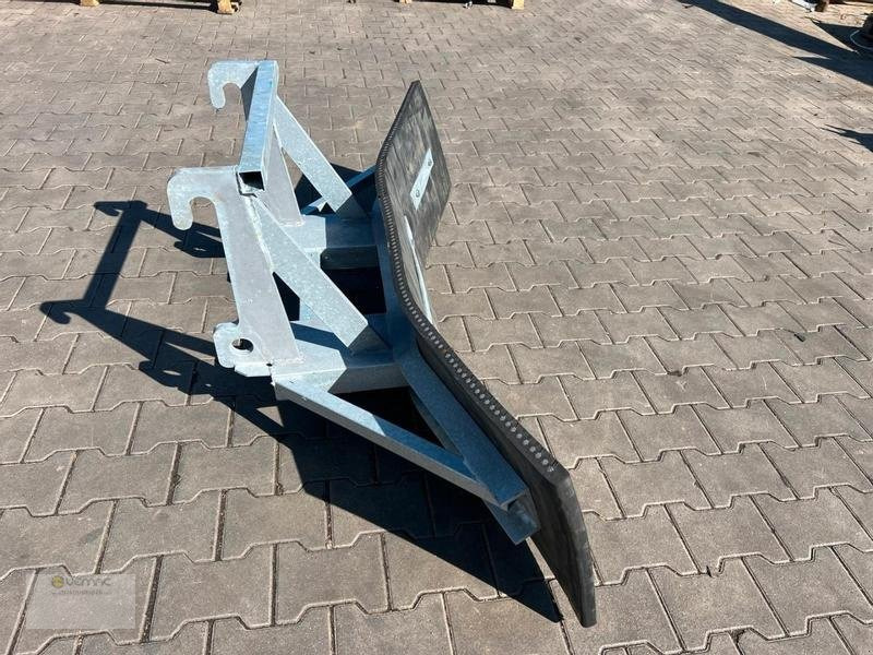 Vemac Gummischieber 260 Schäffer Futterschieber, Gülleschieber, Schneeschild - Hoja de bulldozer para Maquinaria agrícola: foto 4 Vemac Gummischieber 260 Schäffer Futterschieber, Gülleschieber, Schneeschild - Hoja de bulldozer para Maquinaria agrícola: foto 4