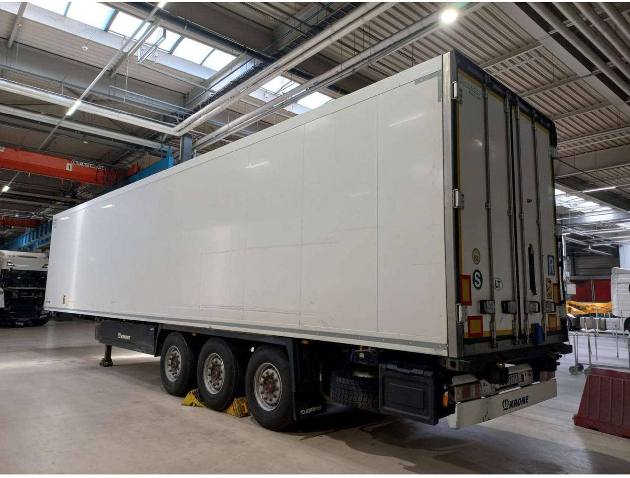 2018 Krone SDR Double Deck Cool Liner FP45 ThermoKing SLXi 300 Lifting Axle - Semirremolque frigorífico: foto 5 2018 Krone SDR Double Deck Cool Liner FP45 ThermoKing SLXi 300 Lifting Axle - Semirremolque frigorífico: foto 5