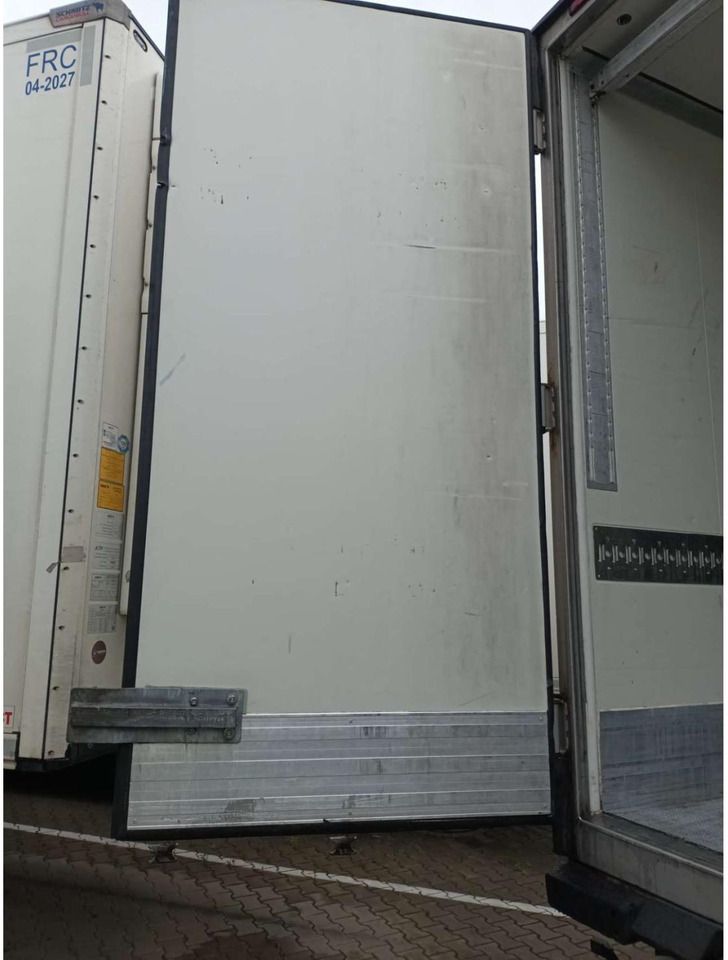 2018 Krone SDR Double Deck Cool Liner FP60 ThermoKing SLXi 300 Lifting Axle - Semirremolque frigorífico: foto 2 2018 Krone SDR Double Deck Cool Liner FP60 ThermoKing SLXi 300 Lifting Axle - Semirremolque frigorífico: foto 2