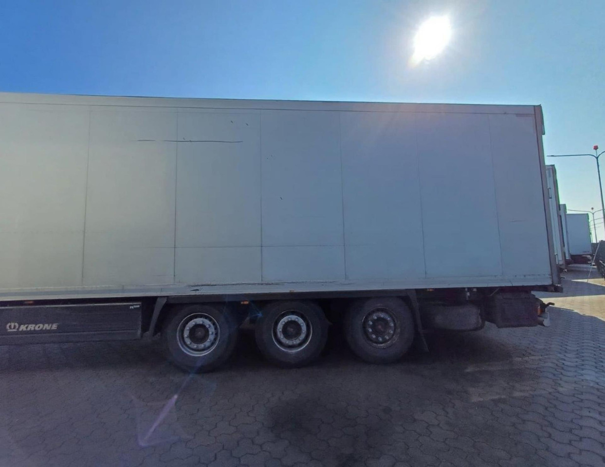 2018 Krone SDR Double Deck Cool Liner FP60 ThermoKing SLXi 300 Lifting Axle - Semirremolque frigorífico: foto 5 2018 Krone SDR Double Deck Cool Liner FP60 ThermoKing SLXi 300 Lifting Axle - Semirremolque frigorífico: foto 5