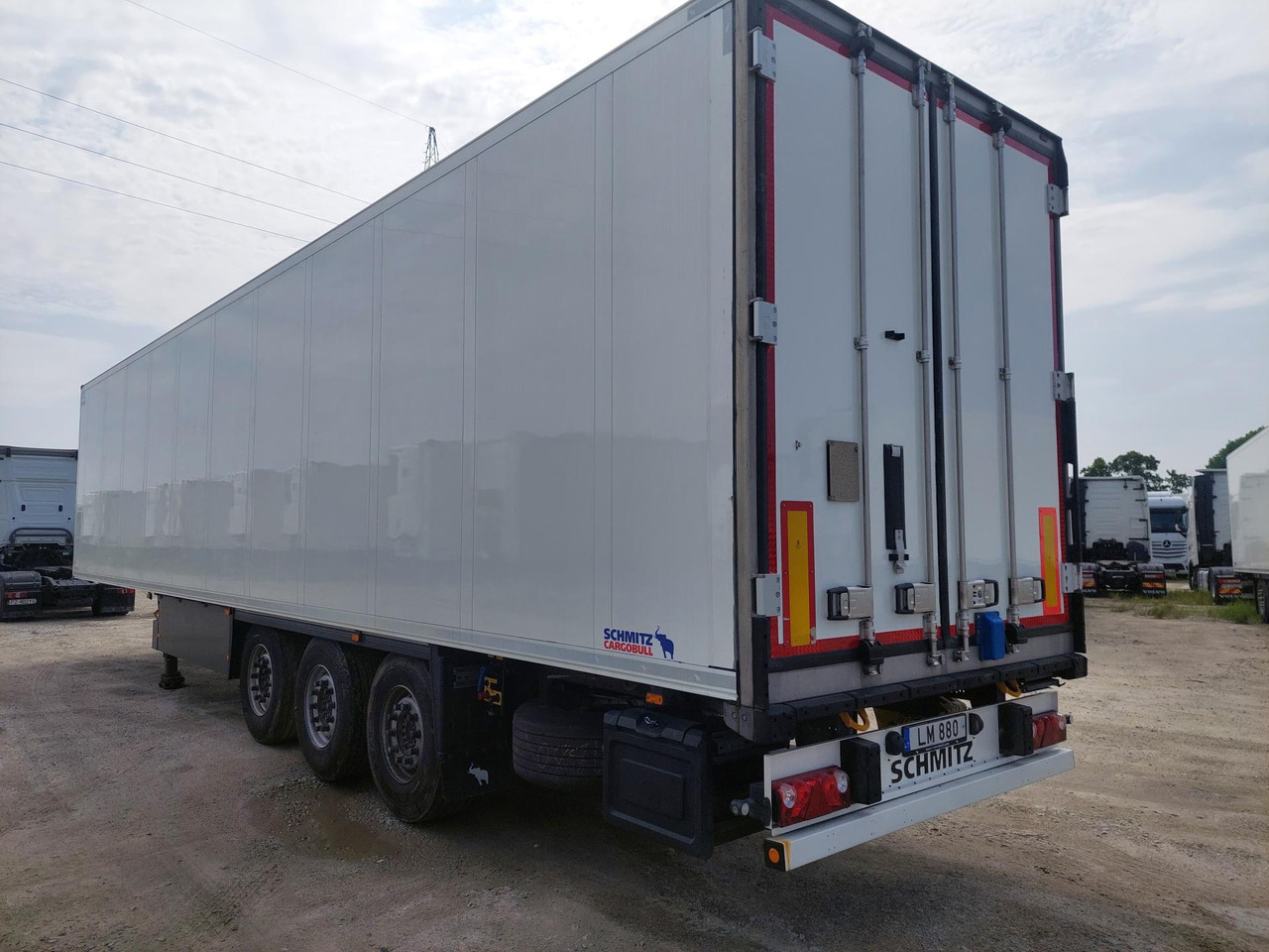 2018 Schmitz Cargobull SKO Double Deck FP 45 ThermoKing SLXi 300 Lifting Axle - Semirremolque frigorífico: foto 4 2018 Schmitz Cargobull SKO Double Deck FP 45 ThermoKing SLXi 300 Lifting Axle - Semirremolque frigorífico: foto 4