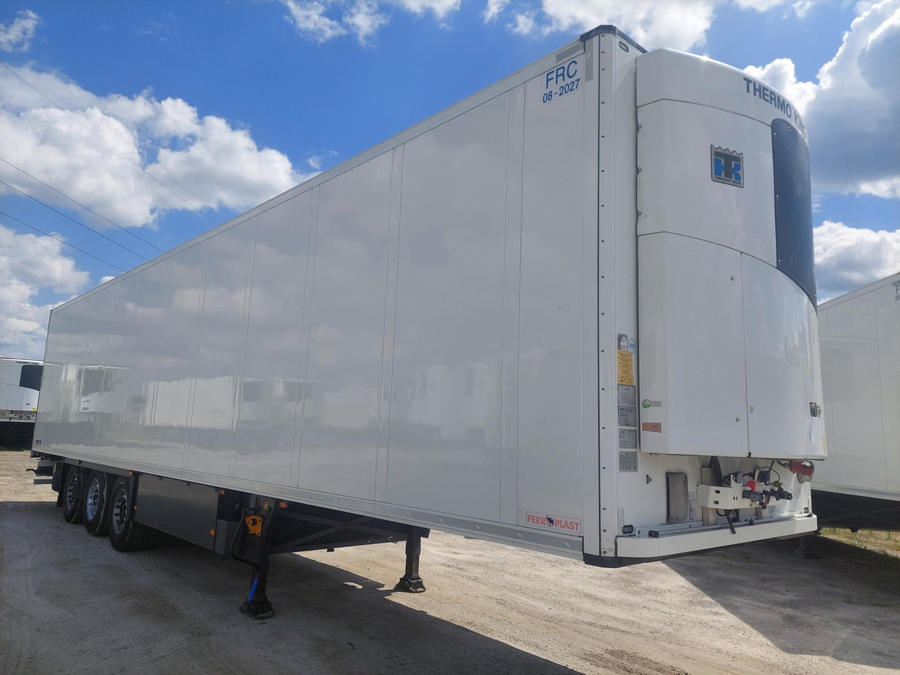 2018 Schmitz Cargobull SKO Double Deck FP 60 ThermoKing SLXi 300 Lifting Axle - Semirremolque frigorífico: foto 4 2018 Schmitz Cargobull SKO Double Deck FP 60 ThermoKing SLXi 300 Lifting Axle - Semirremolque frigorífico: foto 4