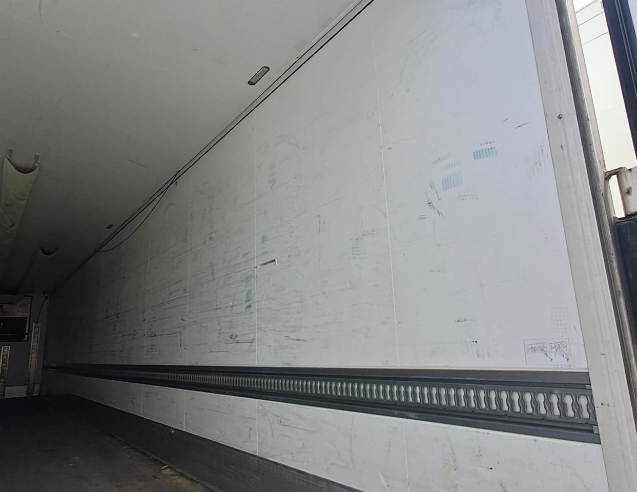 2018 Schmitz Cargobull SKO FP 60 ThermoKing SLXi 300 - Semirremolque frigorífico: foto 2 2018 Schmitz Cargobull SKO FP 60 ThermoKing SLXi 300 - Semirremolque frigorífico: foto 2