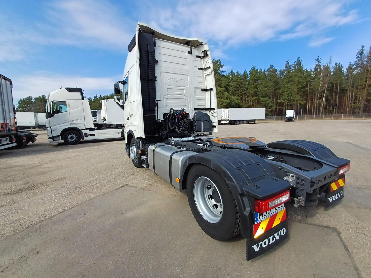 2023 Volvo FH 500 Globetrotter XL - Cabeza tractora: foto 4 2023 Volvo FH 500 Globetrotter XL - Cabeza tractora: foto 4