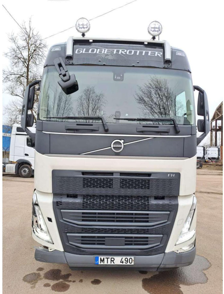 2023 Volvo FH 540 Globetrotter XL Retarder - Cabeza tractora: foto 1 2023 Volvo FH 540 Globetrotter XL Retarder - Cabeza tractora: foto 1