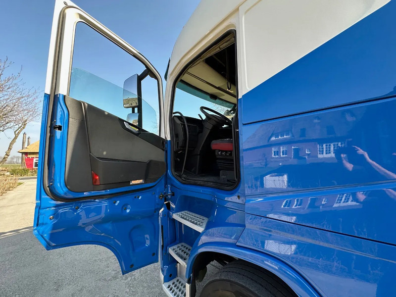 Volvo FH 460 / NL TRUCK / GLOBE / 6X2 / 2 TANK / I-Parkcool - Cabeza tractora: foto 5 Volvo FH 460 / NL TRUCK / GLOBE / 6X2 / 2 TANK / I-Parkcool - Cabeza tractora: foto 5