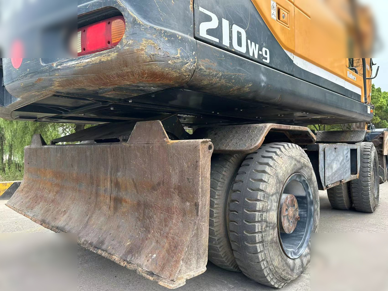 HYUNDAI ROBEX 210W-9 - Excavadora de ruedas: foto 4 HYUNDAI ROBEX 210W-9 - Excavadora de ruedas: foto 4