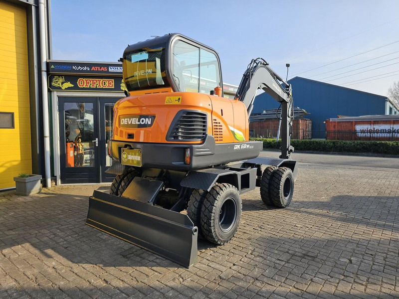 Develon DX60WN ECO-1 - Excavadora de ruedas: foto 4 Develon DX60WN ECO-1 - Excavadora de ruedas: foto 4