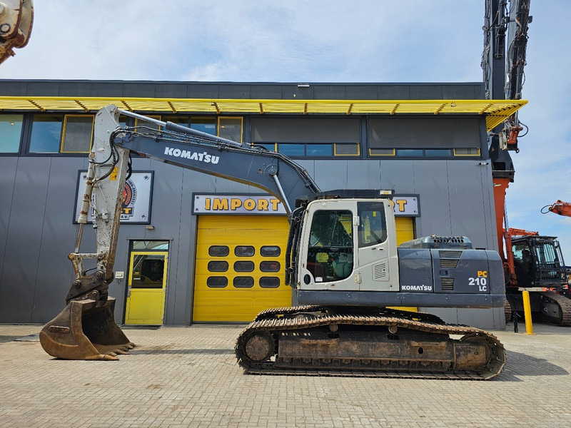 Komatsu PC210LC-8 - Excavadora de cadenas: foto 1 Komatsu PC210LC-8 - Excavadora de cadenas: foto 1