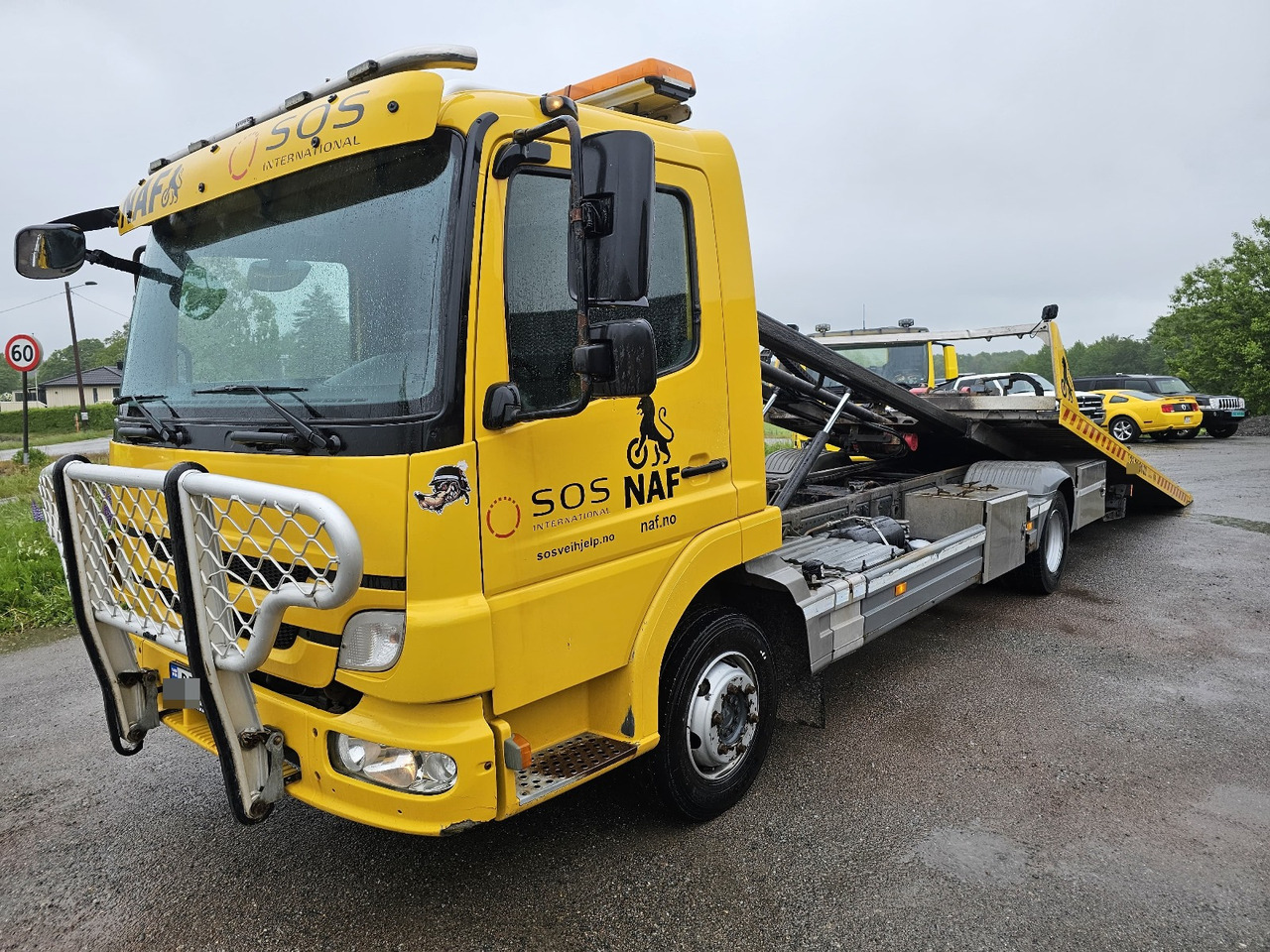 Mercedes-Benz Atego 918 4x2 Jige 2x Winch Load 4T - Grua de remolque autos: foto 2 Mercedes-Benz Atego 918 4x2 Jige 2x Winch Load 4T - Grua de remolque autos: foto 2