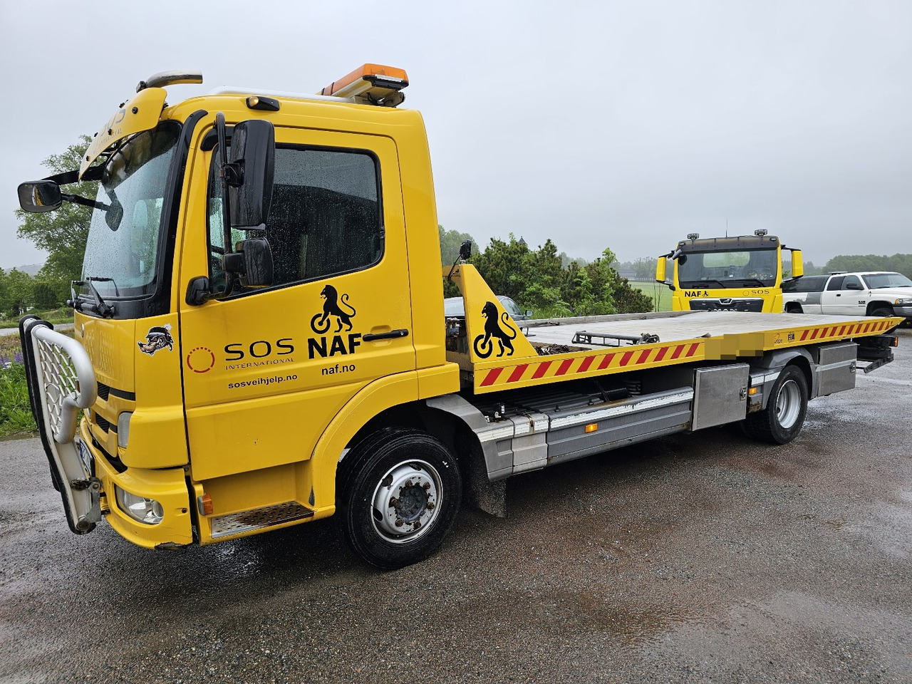Mercedes-Benz Atego 918 4x2 Jige 2x Winch Load 4T - Grua de remolque autos: foto 3 Mercedes-Benz Atego 918 4x2 Jige 2x Winch Load 4T - Grua de remolque autos: foto 3