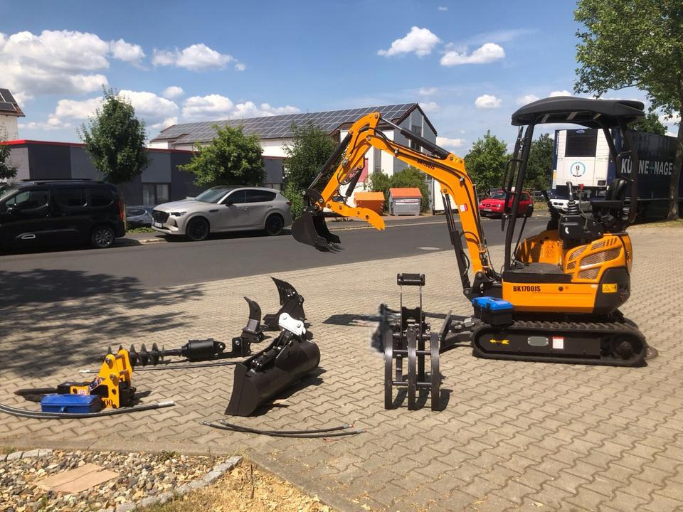 Minibagger BK1700JS inkl. Zubehörpaket Groß *INKL.19% MWST*BERGER KRAUS*KUBOTA*JOYST*SOFORT! - Miniexcavadora: foto 3 Minibagger BK1700JS inkl. Zubehörpaket Groß *INKL.19% MWST*BERGER KRAUS*KUBOTA*JOYST*SOFORT! - Miniexcavadora: foto 3