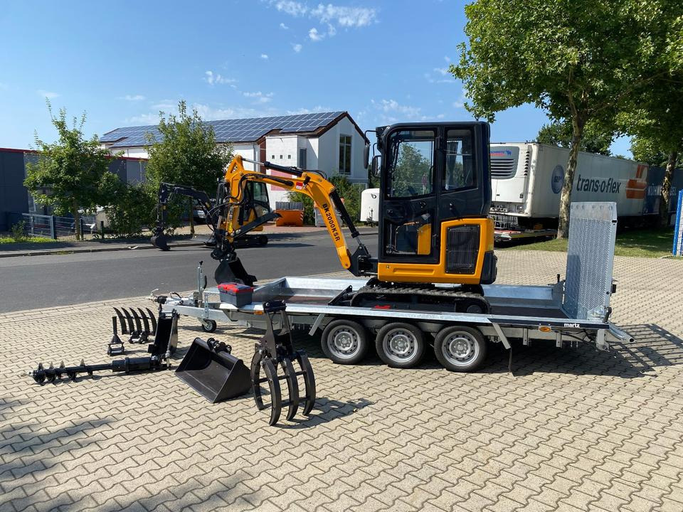 Minibagger BK2000KSR + Tieflader + Zubehör *INKL.19% MWST*BERGER KRAUS*YANMAR*SCHWENKARM* VERSTELLFAHRWERK** - Miniexcavadora, Remolque: foto 4 Minibagger BK2000KSR + Tieflader + Zubehör *INKL.19% MWST*BERGER KRAUS*YANMAR*SCHWENKARM* VERSTELLFAHRWERK** - Miniexcavadora, Remolque: foto 4