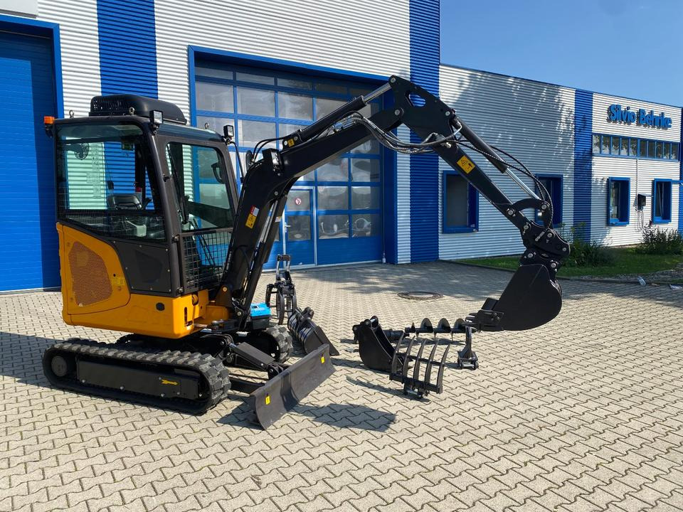 Miniexcavadora Minibagger BK2800ASR inkl. Zubehörpaket *INKL.19% MWST*BERGER KRAUS*KUBOTA*SCHWENKARM* VERSTELLFAHRWERK*KLIMA*: foto 6 Miniexcavadora Minibagger BK2800ASR inkl. Zubehörpaket *INKL.19% MWST*BERGER KRAUS*KUBOTA*SCHWENKARM* VERSTELLFAHRWERK*KLIMA*: foto 6