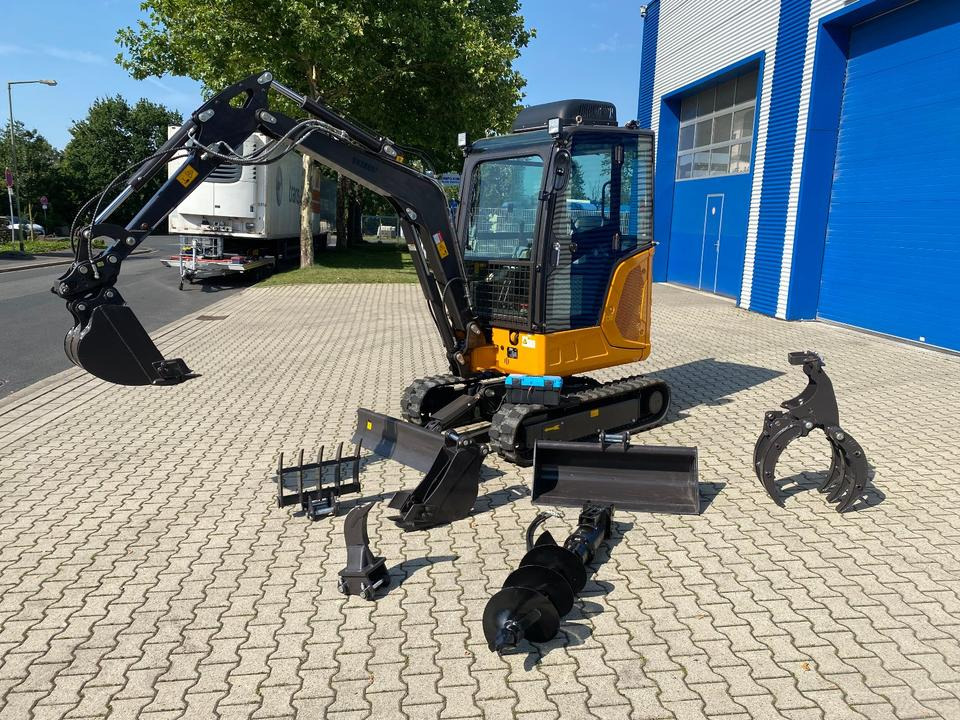 Minibagger BK2800ASR inkl. Zubehörpaket *INKL.19% MWST*BERGER KRAUS*KUBOTA*SCHWENKARM* VERSTELLFAHRWERK*KLIMA* - Miniexcavadora: foto 1 Minibagger BK2800ASR inkl. Zubehörpaket *INKL.19% MWST*BERGER KRAUS*KUBOTA*SCHWENKARM* VERSTELLFAHRWERK*KLIMA* - Miniexcavadora: foto 1