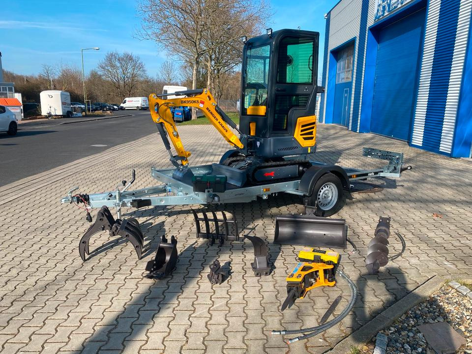 Minibagger BK950KS + Anhänger + Zubehör *INKL.19% MWST*BERGER KRAUS*KABINE*SOFORT!* - Miniexcavadora, Remolque: foto 1 Minibagger BK950KS + Anhänger + Zubehör *INKL.19% MWST*BERGER KRAUS*KABINE*SOFORT!* - Miniexcavadora, Remolque: foto 1