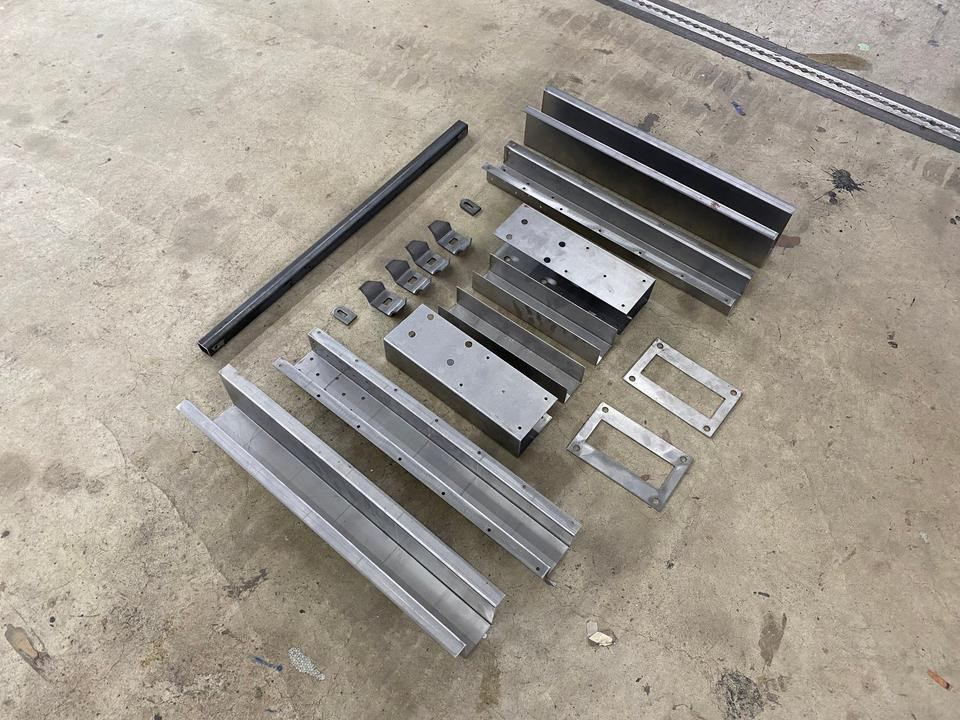 Rahmenverlängerung Mercedes Sprinter 907 als Bausatz - Piezas de recambio: foto 3 Rahmenverlängerung Mercedes Sprinter 907 als Bausatz - Piezas de recambio: foto 3