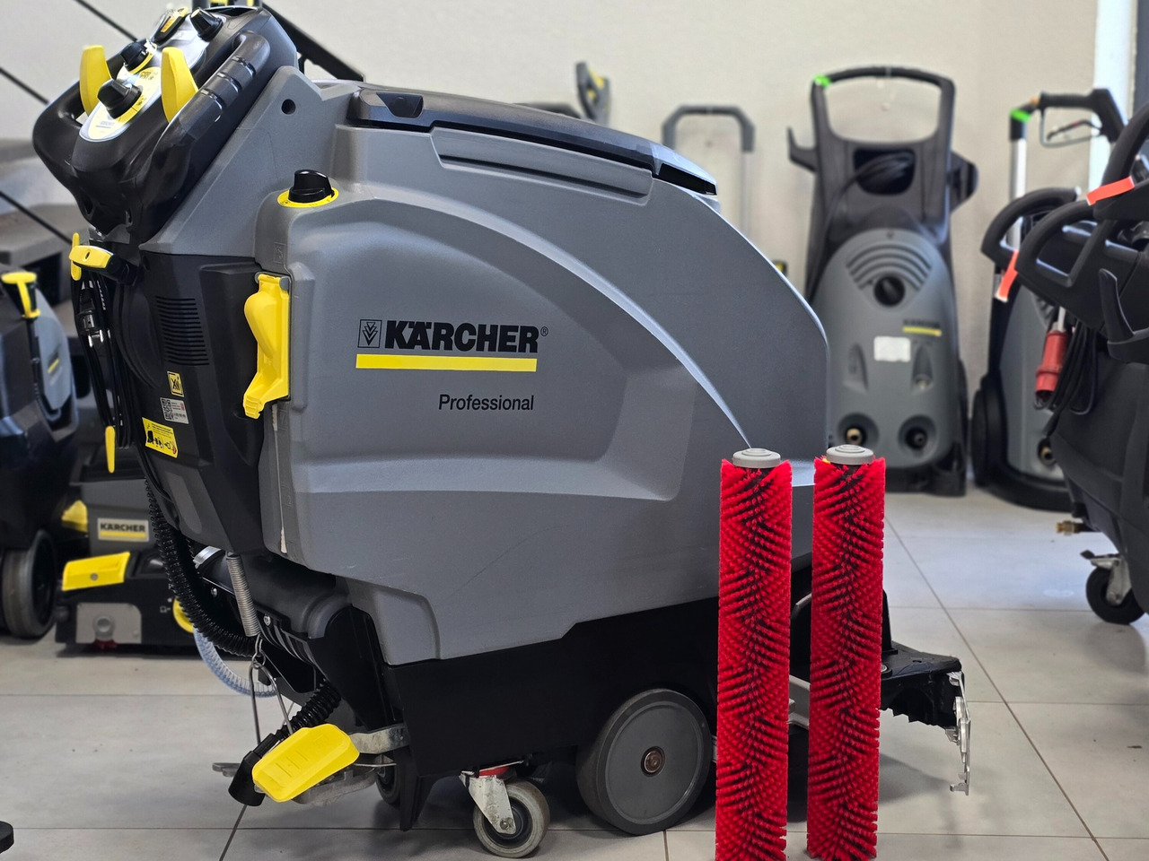 Kärcher B 40W Bp Dose Fleet - Fregadora: foto 1 Kärcher B 40W Bp Dose Fleet - Fregadora: foto 1