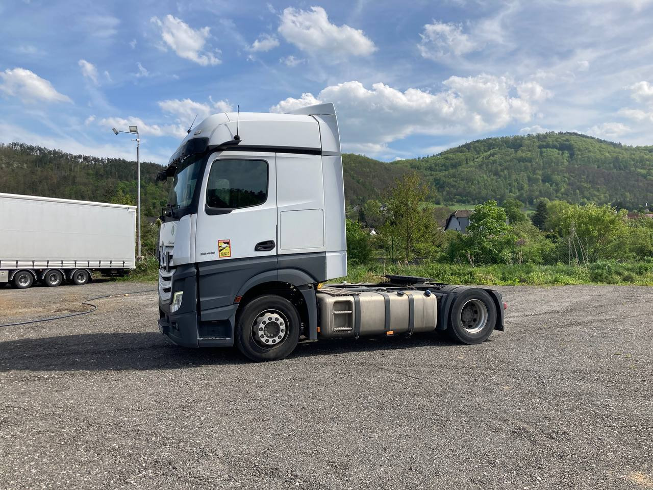 Mercedes-Benz Actros 1845 LS 4x2 BigSpace - Cabeza tractora: foto 3 Mercedes-Benz Actros 1845 LS 4x2 BigSpace - Cabeza tractora: foto 3