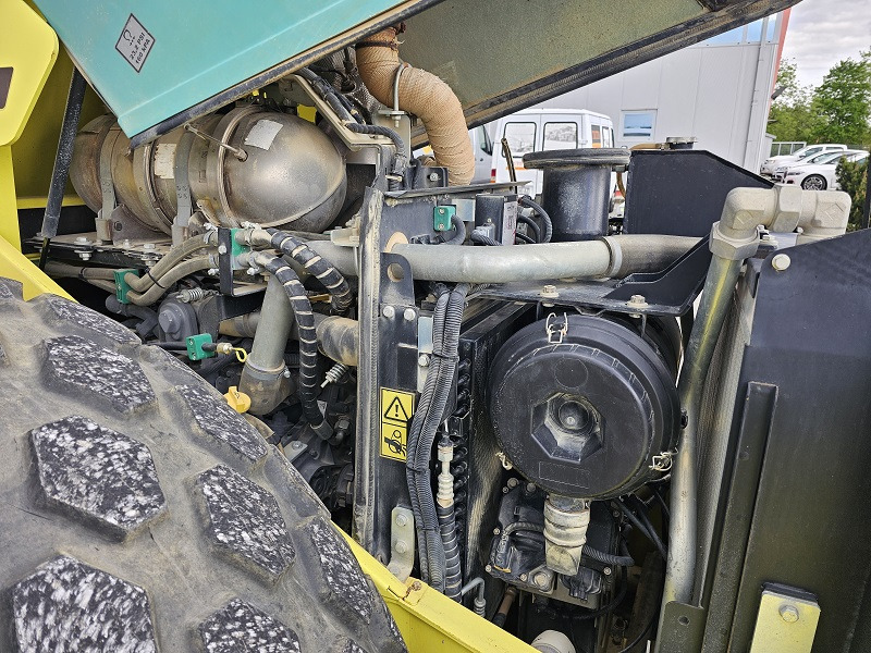 Compactador AMMANN ARS130HX: foto 15