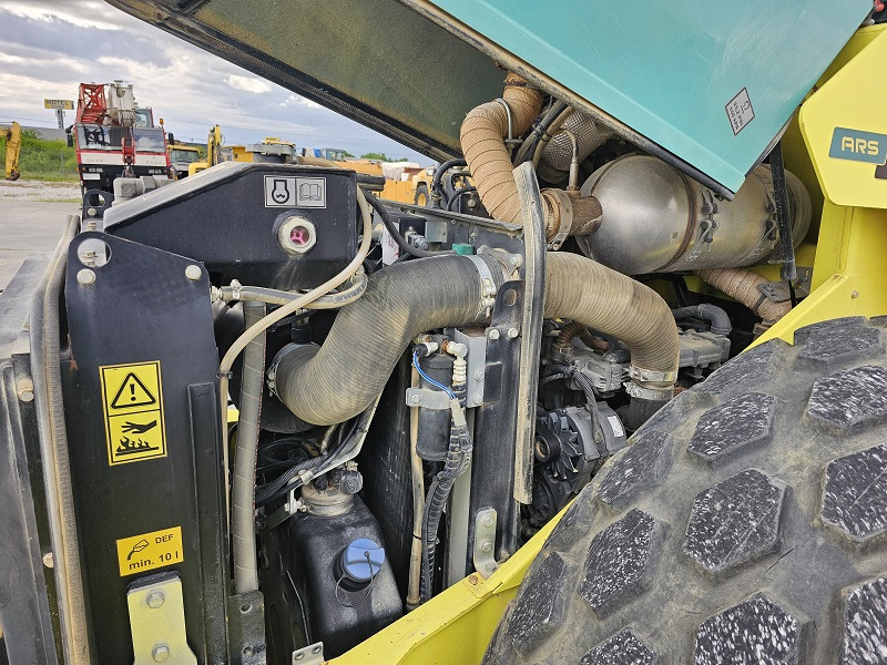 Compactador AMMANN ARS130HX: foto 16