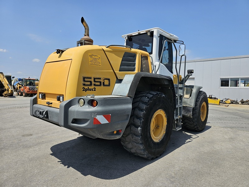 LIEBHERR L550 - Cargadora de ruedas: foto 4 LIEBHERR L550 - Cargadora de ruedas: foto 4