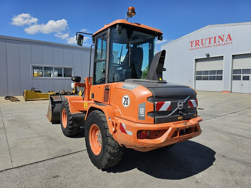 VOLVO L30G - Cargadora de ruedas: foto 3 VOLVO L30G - Cargadora de ruedas: foto 3