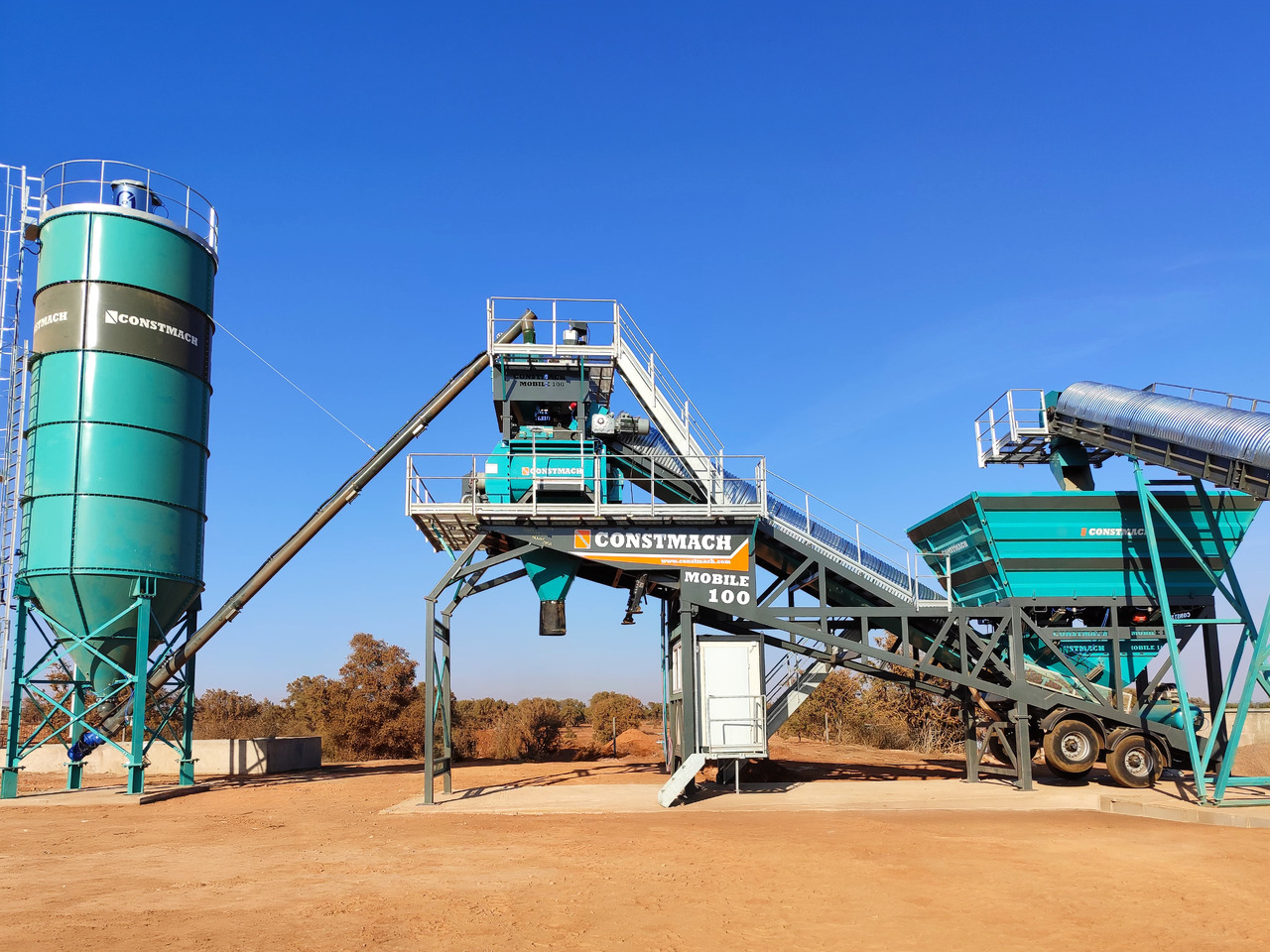 Constmach 100 m³/h Mobile Concrete Batching Plant - Planta de hormigón: foto 1 Constmach 100 m³/h Mobile Concrete Batching Plant - Planta de hormigón: foto 1