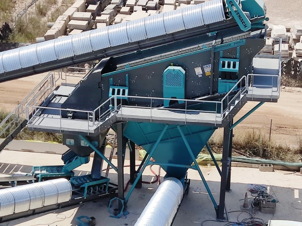 Constmach 2-3-4 Deck Schwingsiebsysteme 2 Jahre Garantie - Cribadora: foto 1 Constmach 2-3-4 Deck Schwingsiebsysteme 2 Jahre Garantie - Cribadora: foto 1