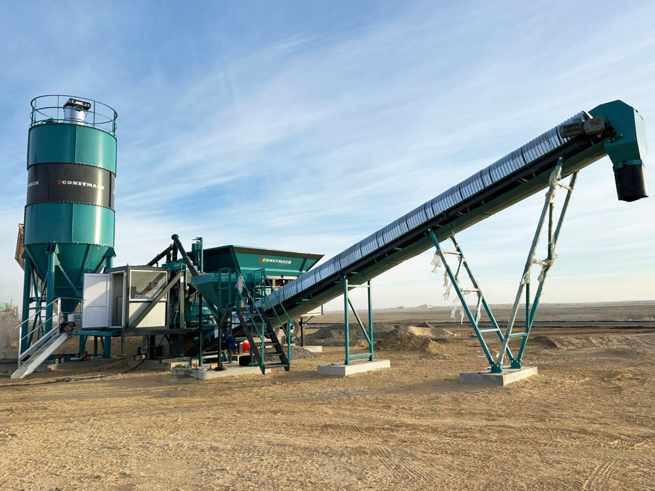 Constmach Mini Mobile Concrete Batching Plant 30 m³/h - Planta de hormigón: foto 2 Constmach Mini Mobile Concrete Batching Plant 30 m³/h - Planta de hormigón: foto 2