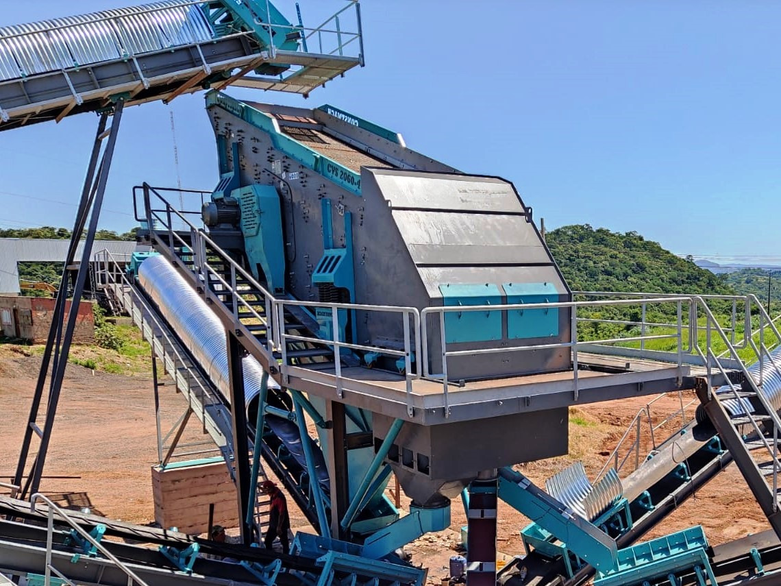 Constmach Vibrating Screen Systems 70-95 Tph 2-3-4 Stages 1200x4000 Mm - Cribadora: foto 2 Constmach Vibrating Screen Systems 70-95 Tph 2-3-4 Stages 1200x4000 Mm - Cribadora: foto 2