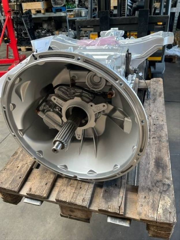 Mercedes-Benz G211-12 MP4 Actros - Caja de cambios para Camión chasis: foto 4 Mercedes-Benz G211-12 MP4 Actros - Caja de cambios para Camión chasis: foto 4