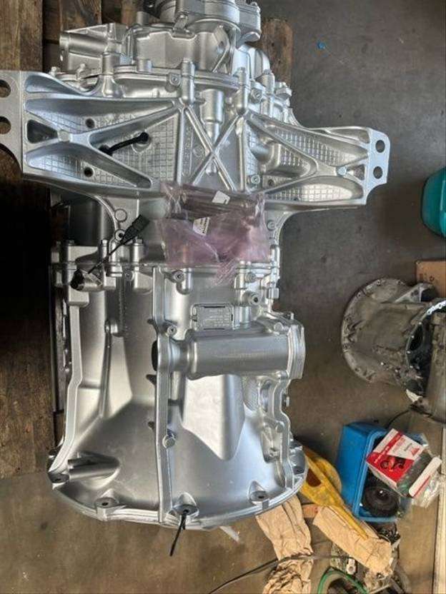 Mercedes-Benz G211-12 MP4 Actros - Caja de cambios para Camión chasis: foto 3 Mercedes-Benz G211-12 MP4 Actros - Caja de cambios para Camión chasis: foto 3