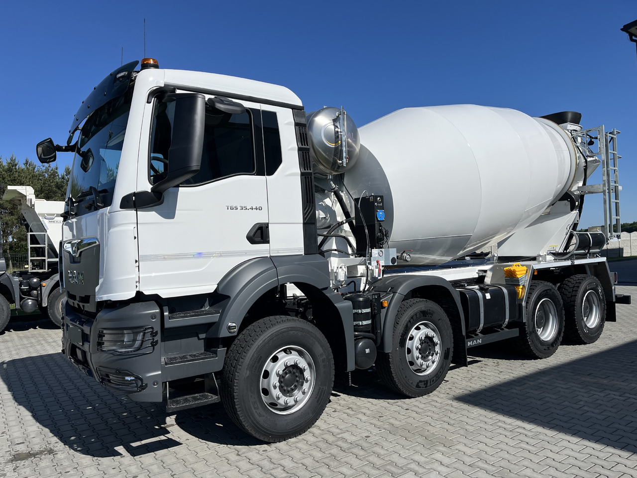 MAN TGS 35.440, 8x4 BB, EURO 6, YEAR 2024, 10m - NEW - Camión hormigonera: foto 3 MAN TGS 35.440, 8x4 BB, EURO 6, YEAR 2024, 10m - NEW - Camión hormigonera: foto 3