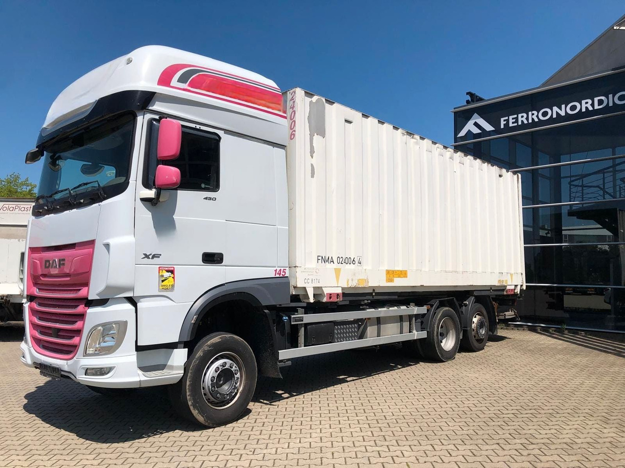 DAF XF450 SSC Lenk/Lift*LBW*AHK*Standklima - Camión caja cerrada: foto 3 DAF XF450 SSC Lenk/Lift*LBW*AHK*Standklima - Camión caja cerrada: foto 3
