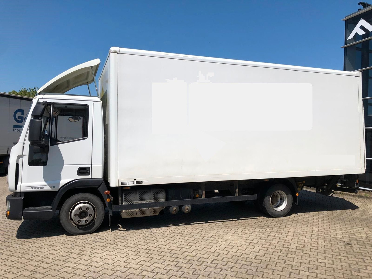 Iveco 75 E 190 Koffer*LBW*Schalter*Blatt/Luft*Klima - Furgoneta caja cerrada: foto 5 Iveco 75 E 190 Koffer*LBW*Schalter*Blatt/Luft*Klima - Furgoneta caja cerrada: foto 5