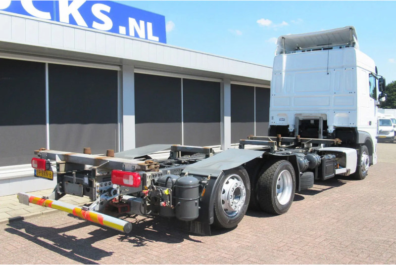 DAF XF 450 FAR BDF Systeem - Camión portacontenedore/ Intercambiable: foto 3 DAF XF 450 FAR BDF Systeem - Camión portacontenedore/ Intercambiable: foto 3