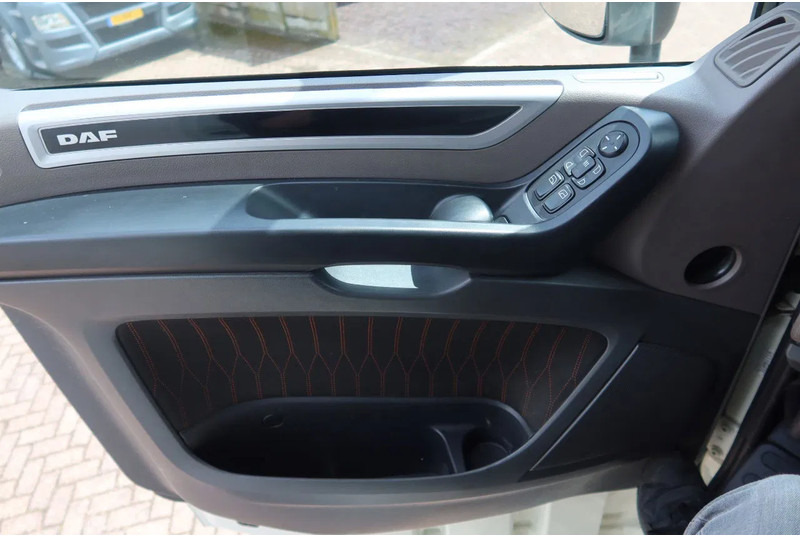 Camión portavehículos DAF XF 480 106 XF 480: foto 18 Camión portavehículos DAF XF 480 106 XF 480: foto 18