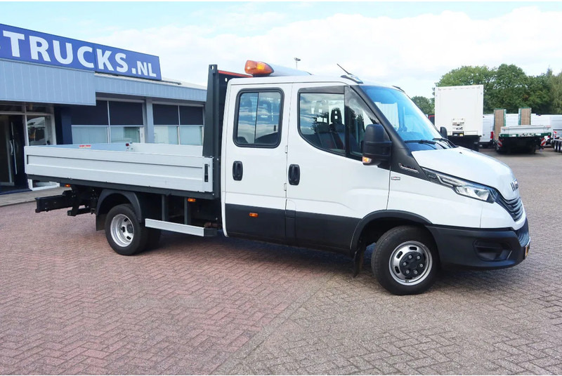 Iveco Daily 35C16 HI Matic Dubbele cabine open 7 persoons uitvoering. Dubbel lucht achter as. 3.0 L motor - Caja abierta furgoneta, Furgoneta combi: foto 2 Iveco Daily 35C16 HI Matic Dubbele cabine open 7 persoons uitvoering. Dubbel lucht achter as. 3.0 L motor - Caja abierta furgoneta, Furgoneta combi: foto 2