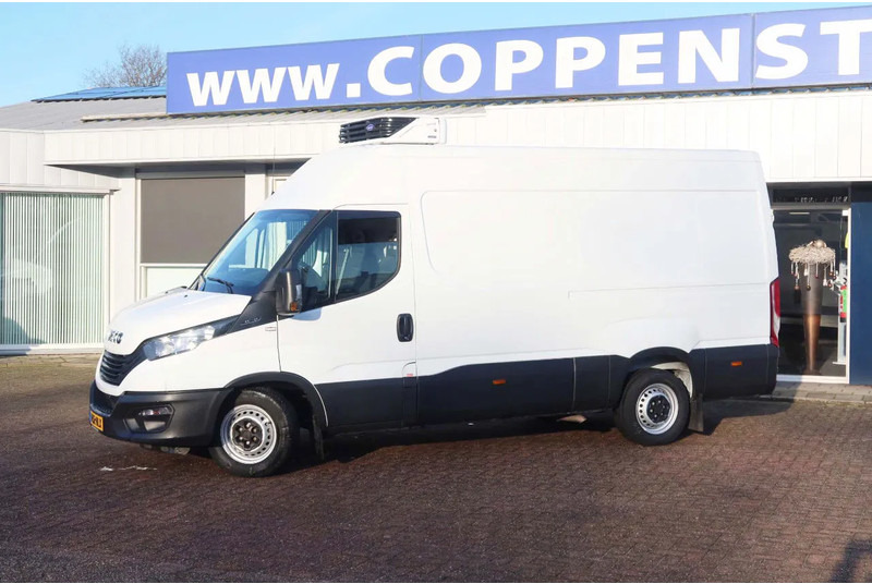 Iveco Daily 35S16 Koel/Vries L2/H2 Carrier Xarios 350 Koel/Vries/Verwarmen + nachtaansluiting 220 volt - Furgoneta frigorifica: foto 2 Iveco Daily 35S16 Koel/Vries L2/H2 Carrier Xarios 350 Koel/Vries/Verwarmen + nachtaansluiting 220 volt - Furgoneta frigorifica: foto 2