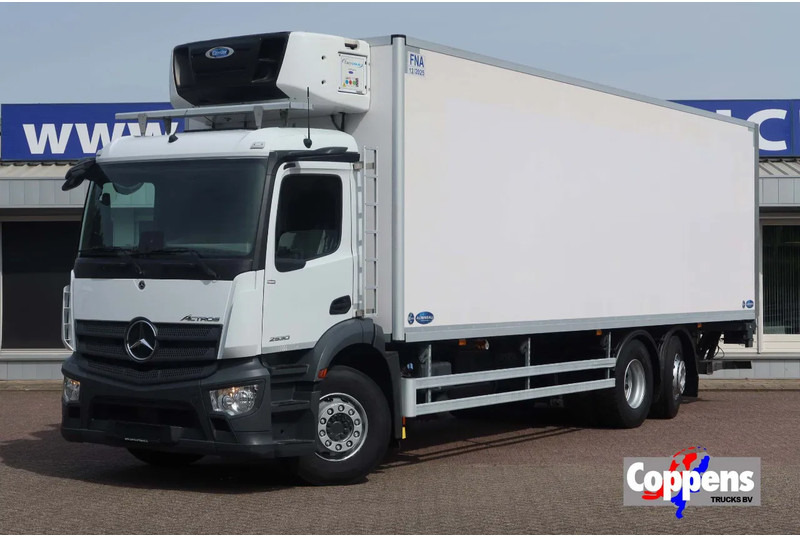 Mercedes-Benz 2530 L Koel / vries Carrier supra 1050 + klep 2500 kg - Camión frigorífico: foto 1 Mercedes-Benz 2530 L Koel / vries Carrier supra 1050 + klep 2500 kg - Camión frigorífico: foto 1